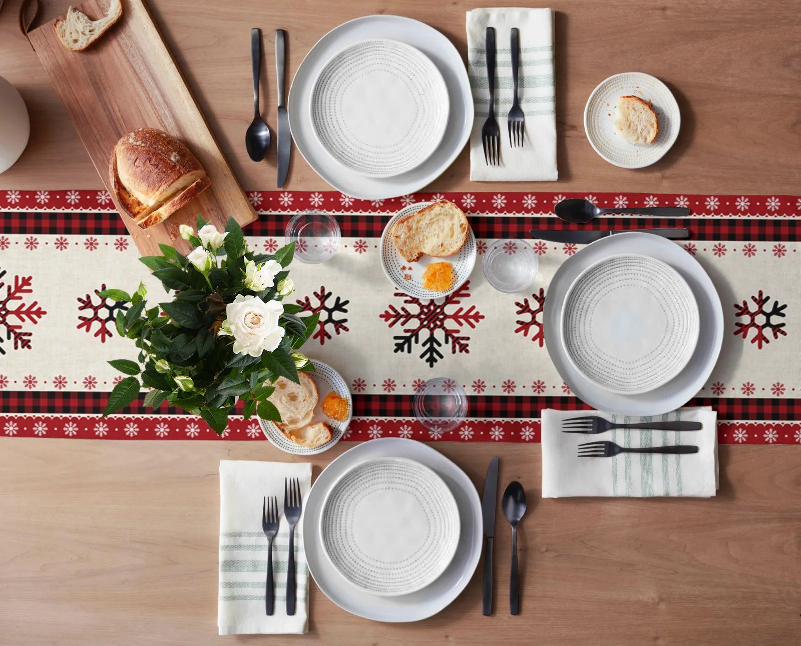 Christmas Red Plaid Snowflake Table Runner - Image 5