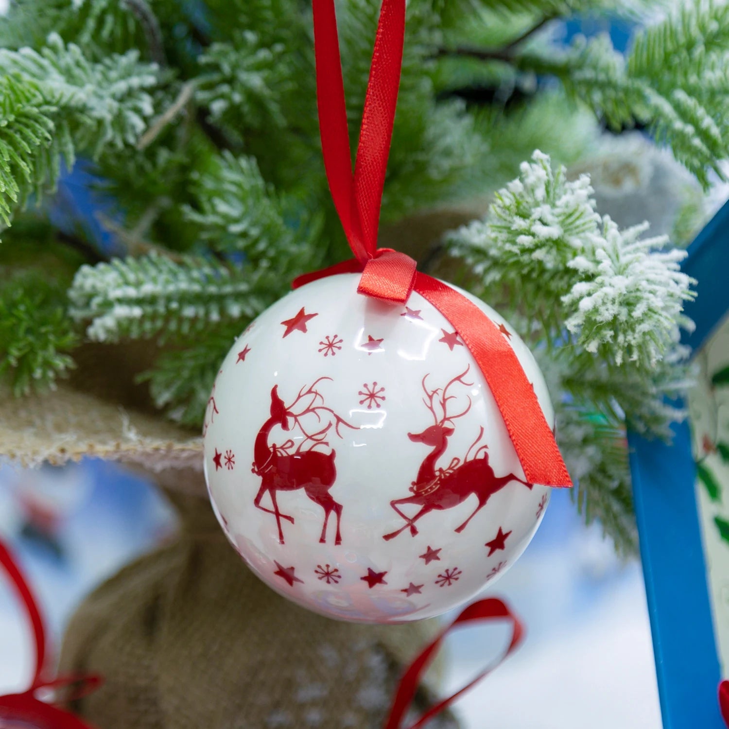 Sparkling 8cm Christmas Ball Ornaments for Your Tree - Image 27