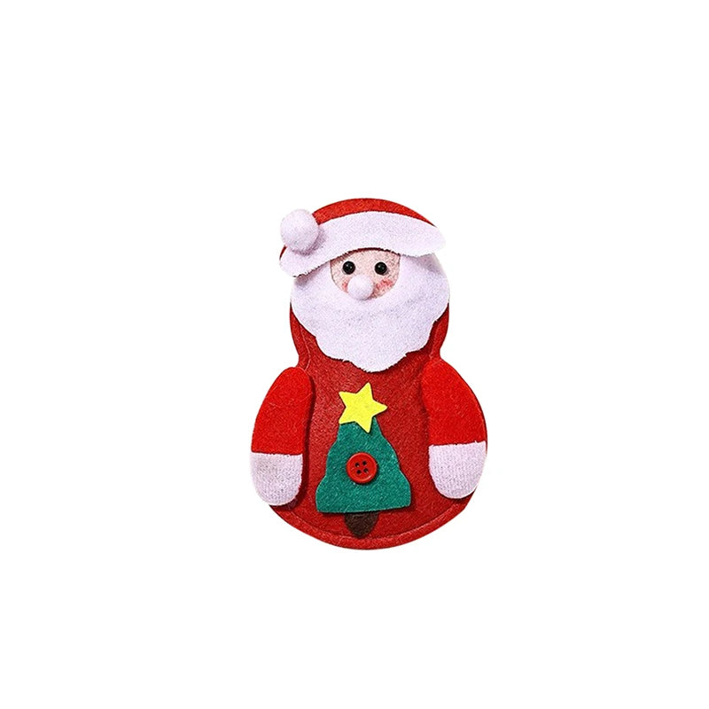 Festive Christmas Tableware & Cutlery Holder Set - Image 17
