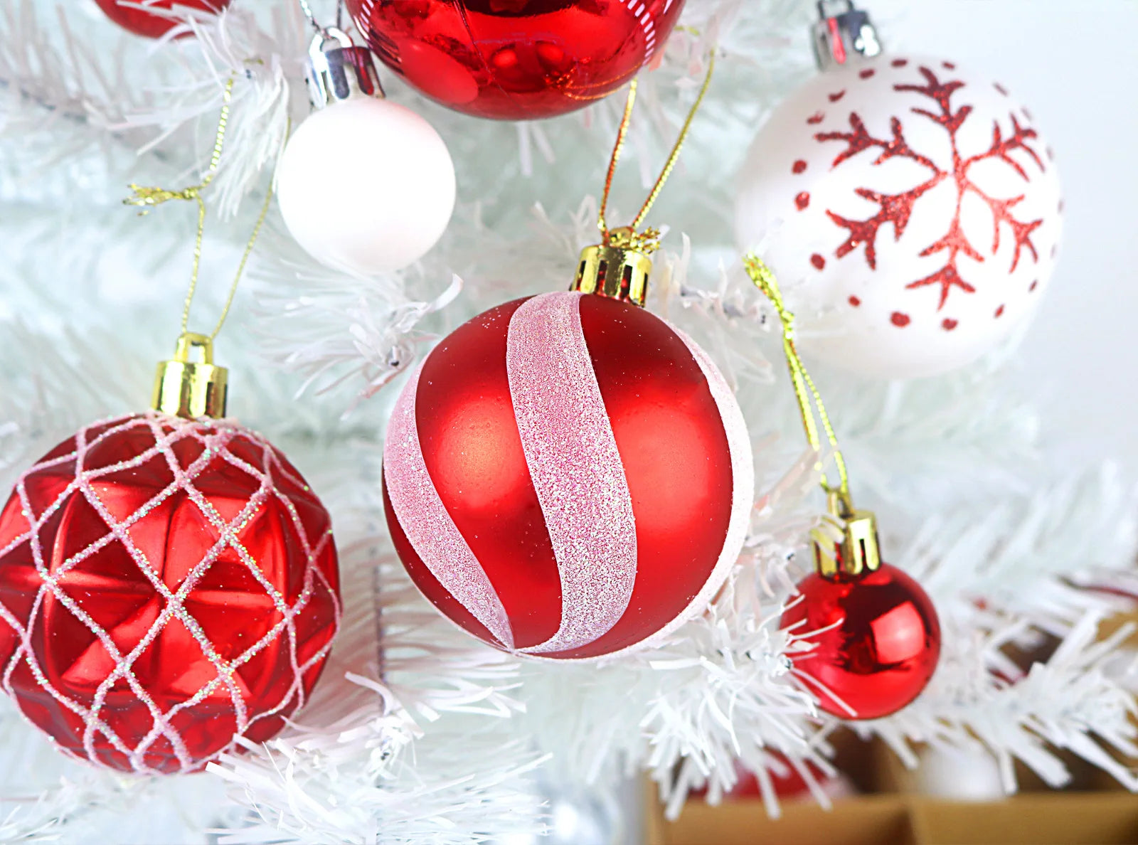 Large Golden Red Christmas Baubles for Festive Decor - Image 40