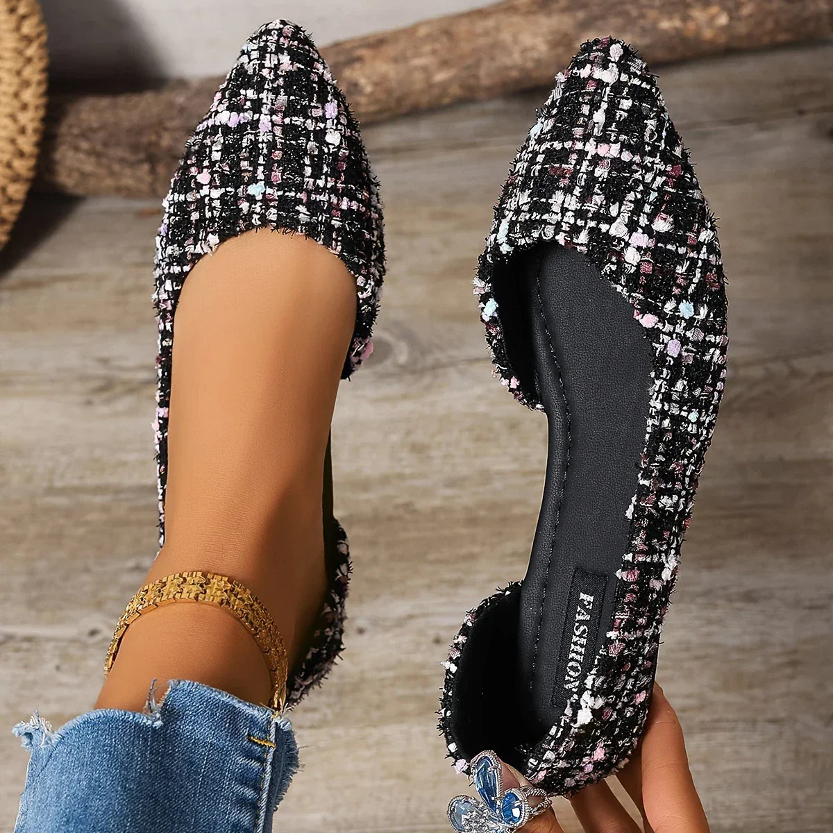 Product Image for Fudus | Komfort Slipper Für Frauen Mit Spitzem Vorderteil, Schwarz / 37