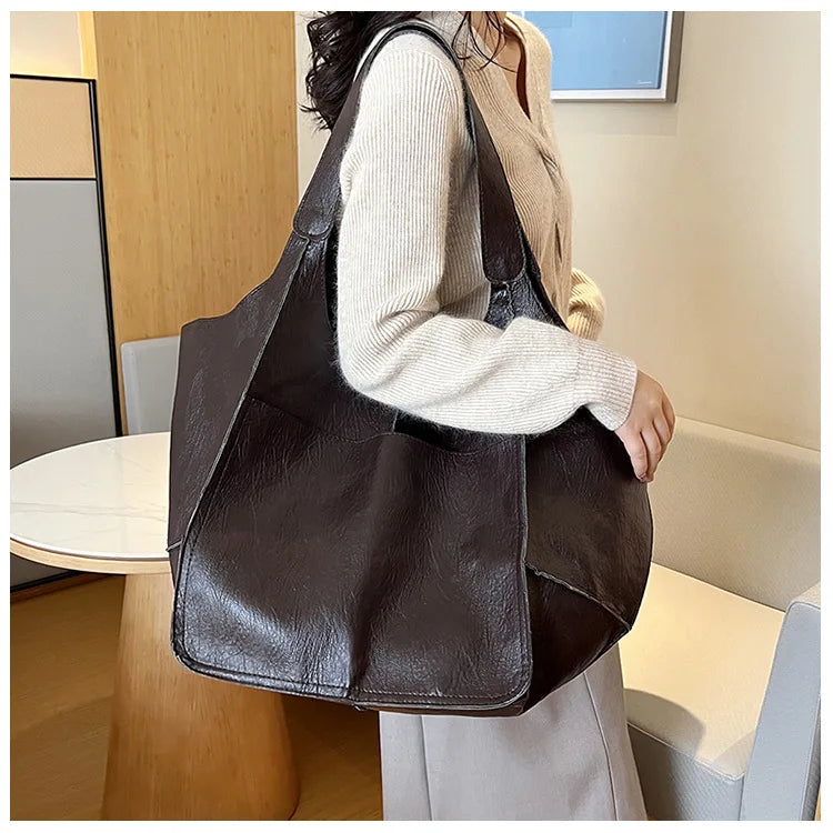 Product Image for Fudus | Neue Übergrößed Handgefertigte Vegane Ledertasche, Dunkelbraun