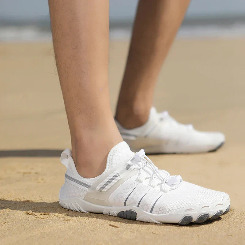 Product Image for Fudus | Aqua Unternehmen All Terrain Wasserschuhe Für Abenteuer, Weiß / 44