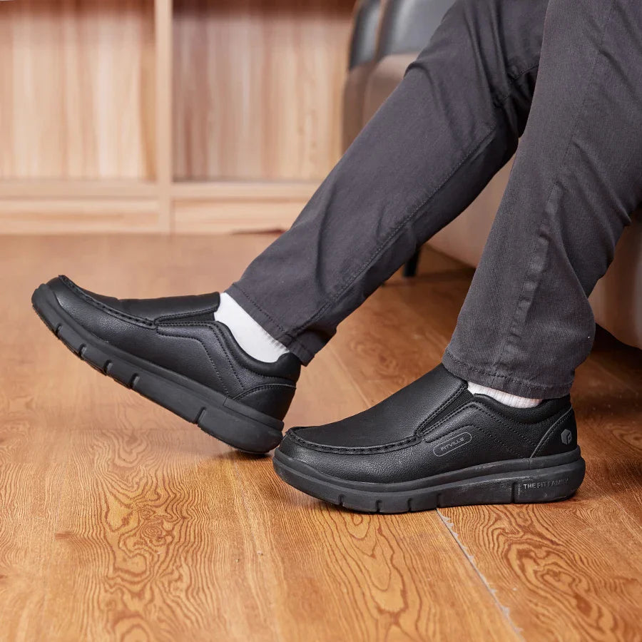 Product Image for Fudus | Herren Schlupfschuhe Aus Leder in Weiter Passform, Schwarz / 35