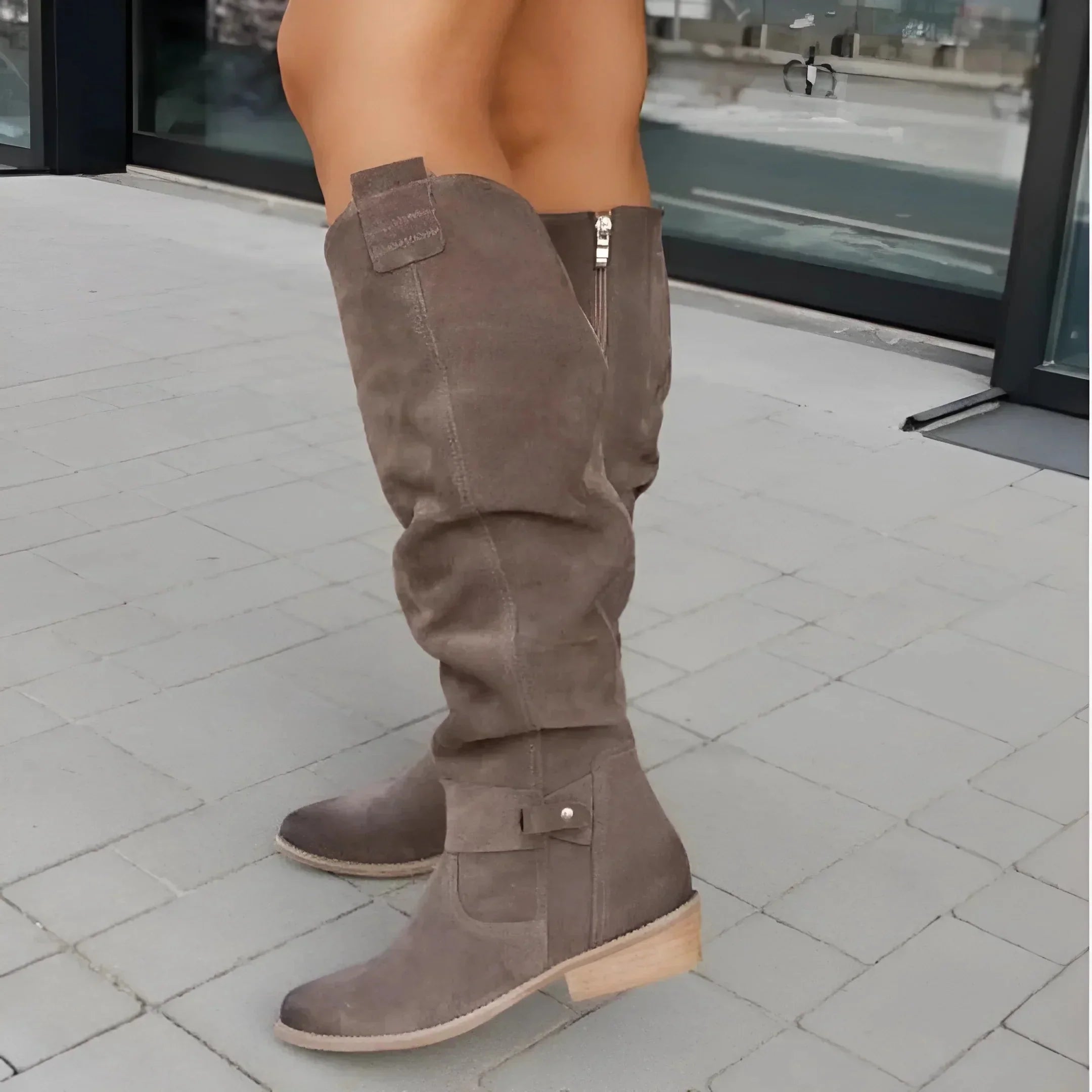Product Image for Fudus Overknee Stiefel Damen - Flach, Weich, Schnallen-Detail, Kastanienbraun / 36