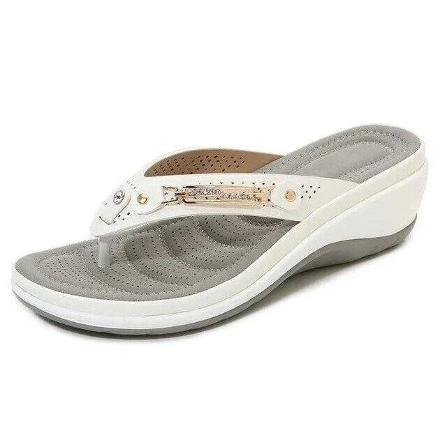 Product Image for Fudus | Weich Gepolsterte Flip Flop Sandalen, Weiß / 39