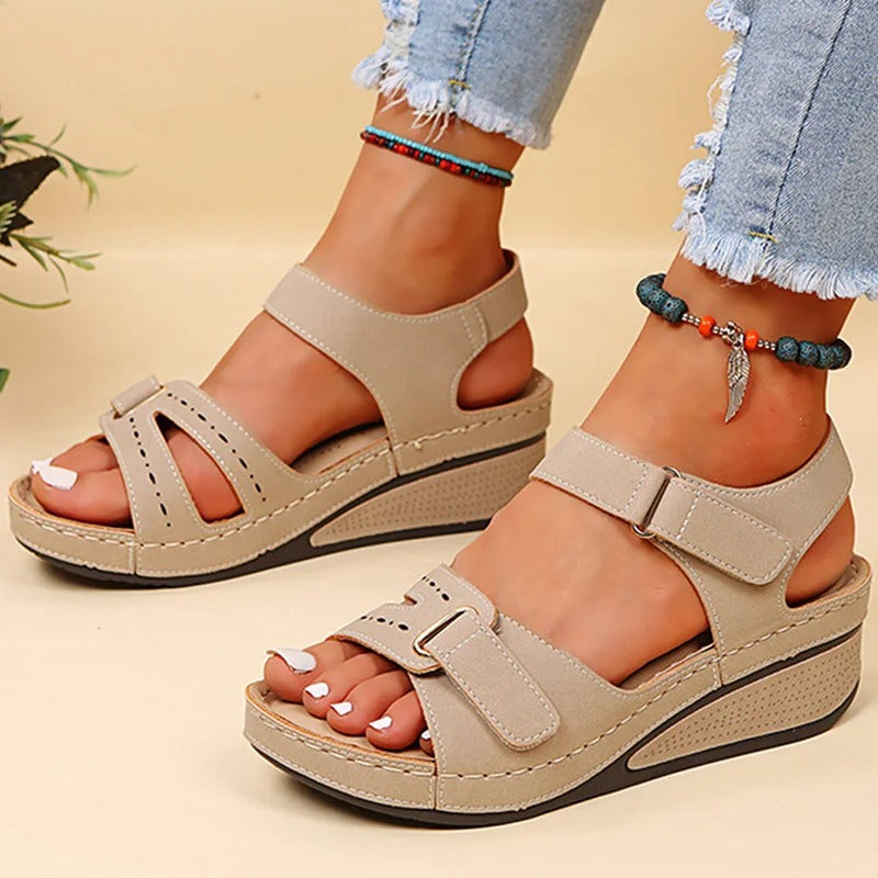 Product Image for Fudus | Riemgesp Wedges, Hellebraun / 42