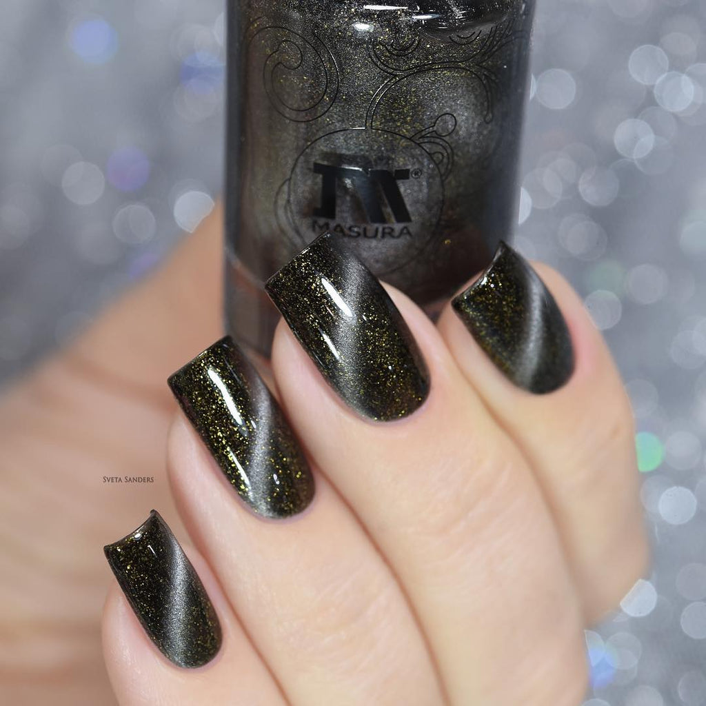 magnetic nails