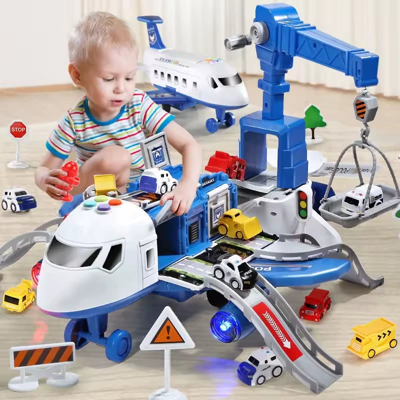 Arindolê Brinquedos A criança brinca com um avião de brinquedo educativo e carros, estimulando a criatividade e o desenvolvimento motor