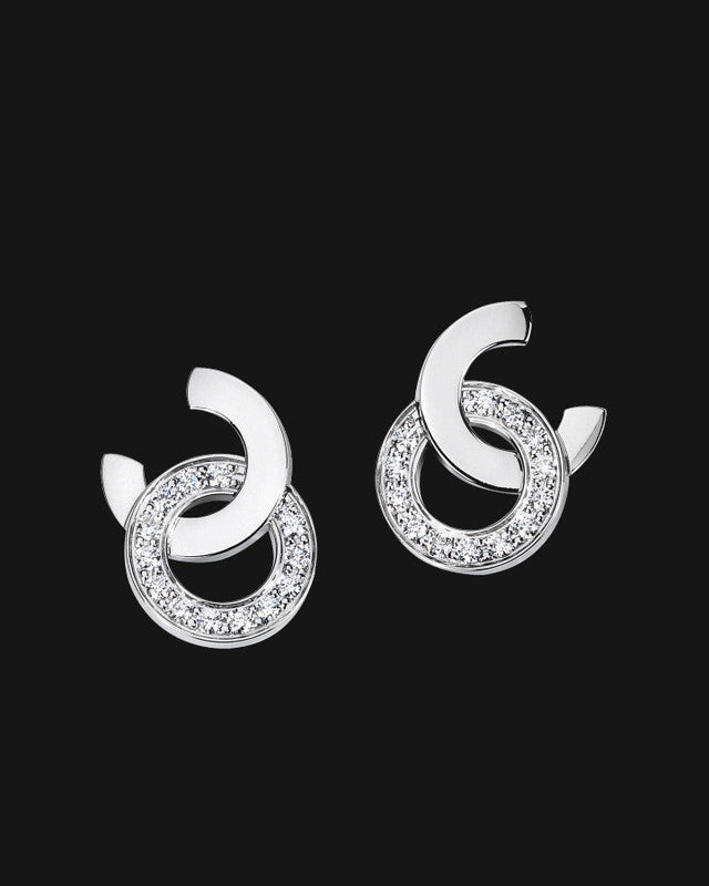 Picture of 18k Interlinked Earrings