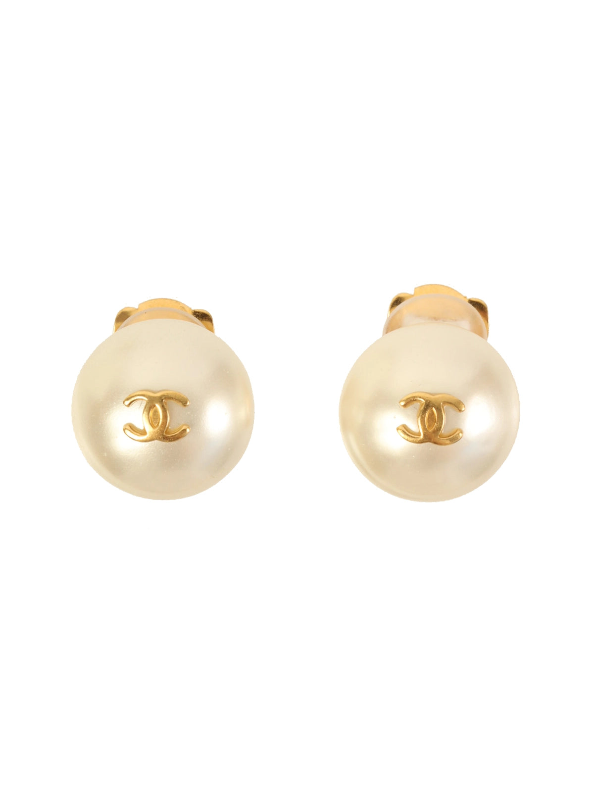 Image of CHANEL 1995 Made Pearl Cc Mark Earrings Gold