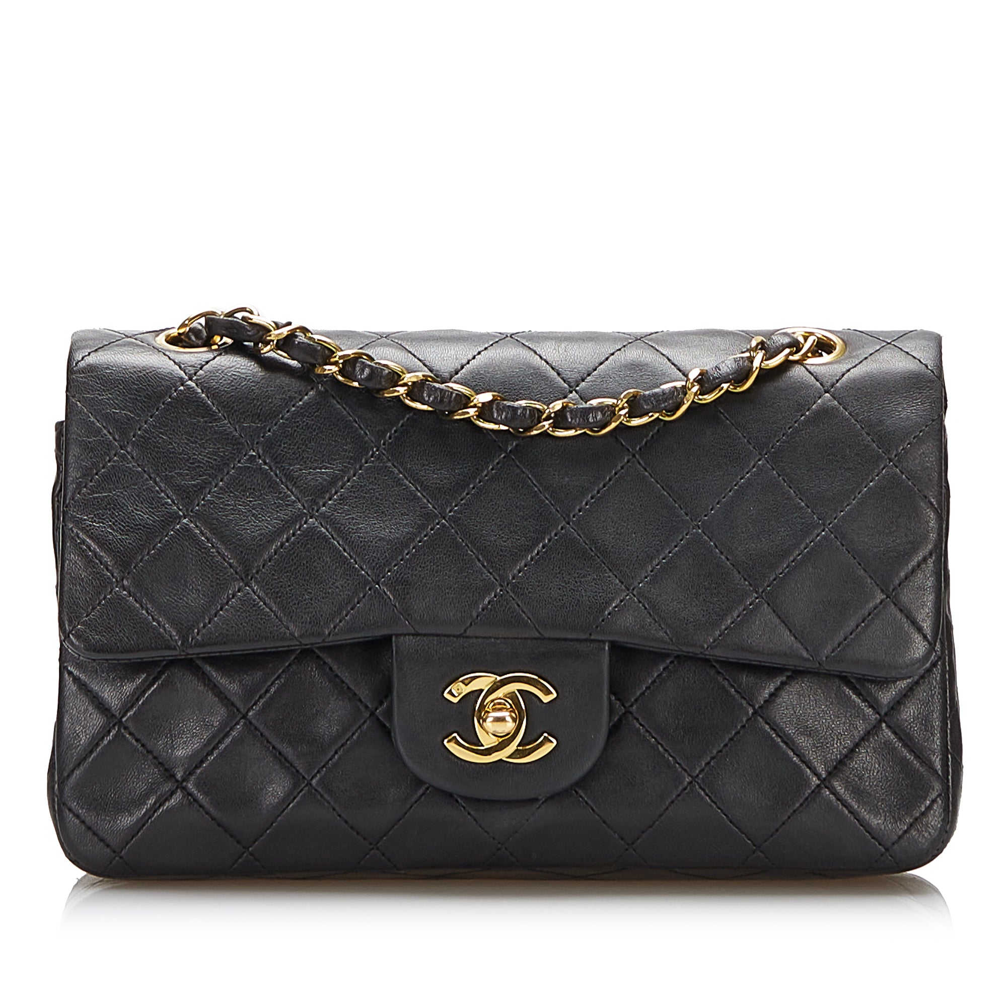 Chanel Boy Bag Your Guide to Sizes Styles Prices  SACLÀB