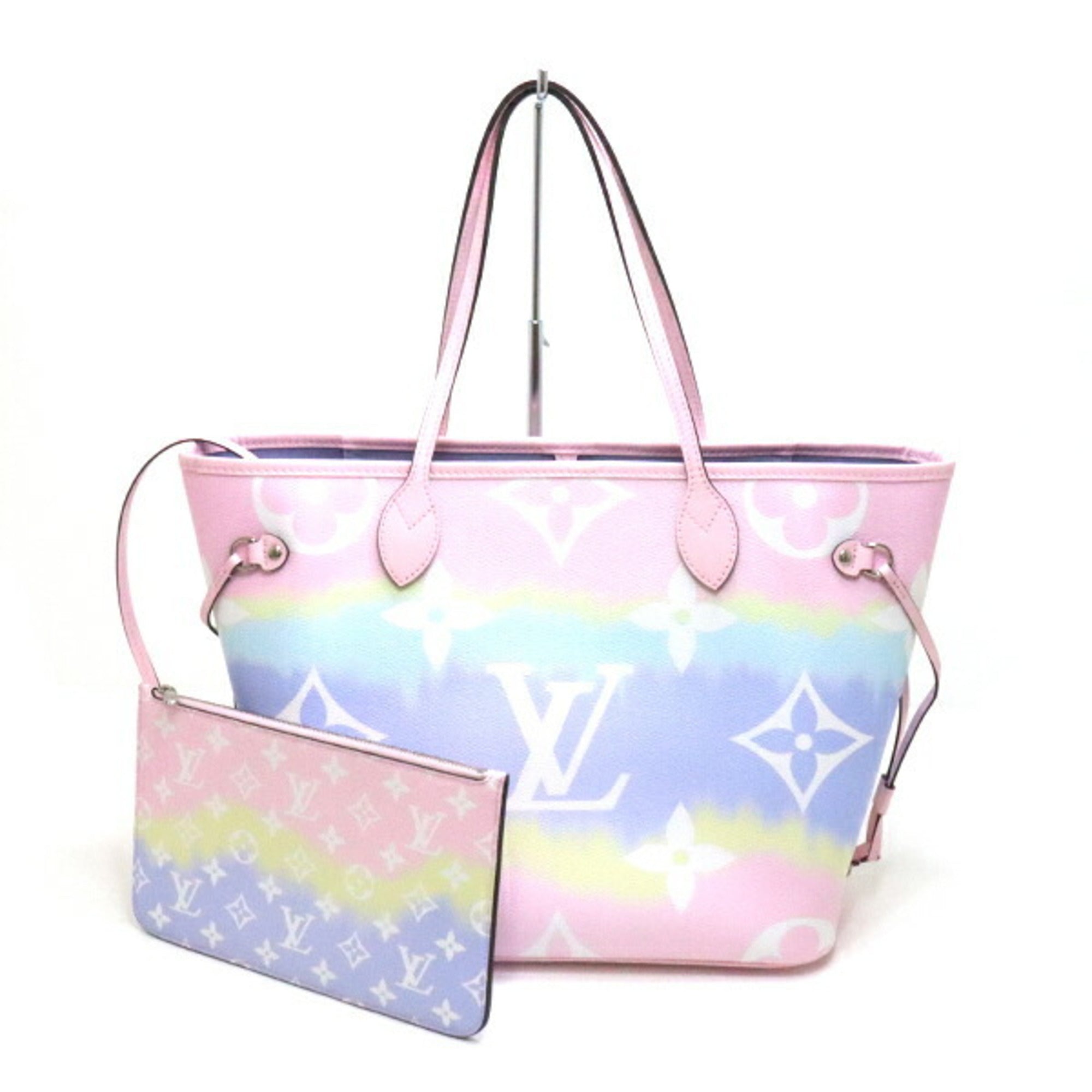 Louis Vuitton Escale  16 For Sale on 1stDibs  lv escale pastel louis  vuitton bag escale louis vuitton