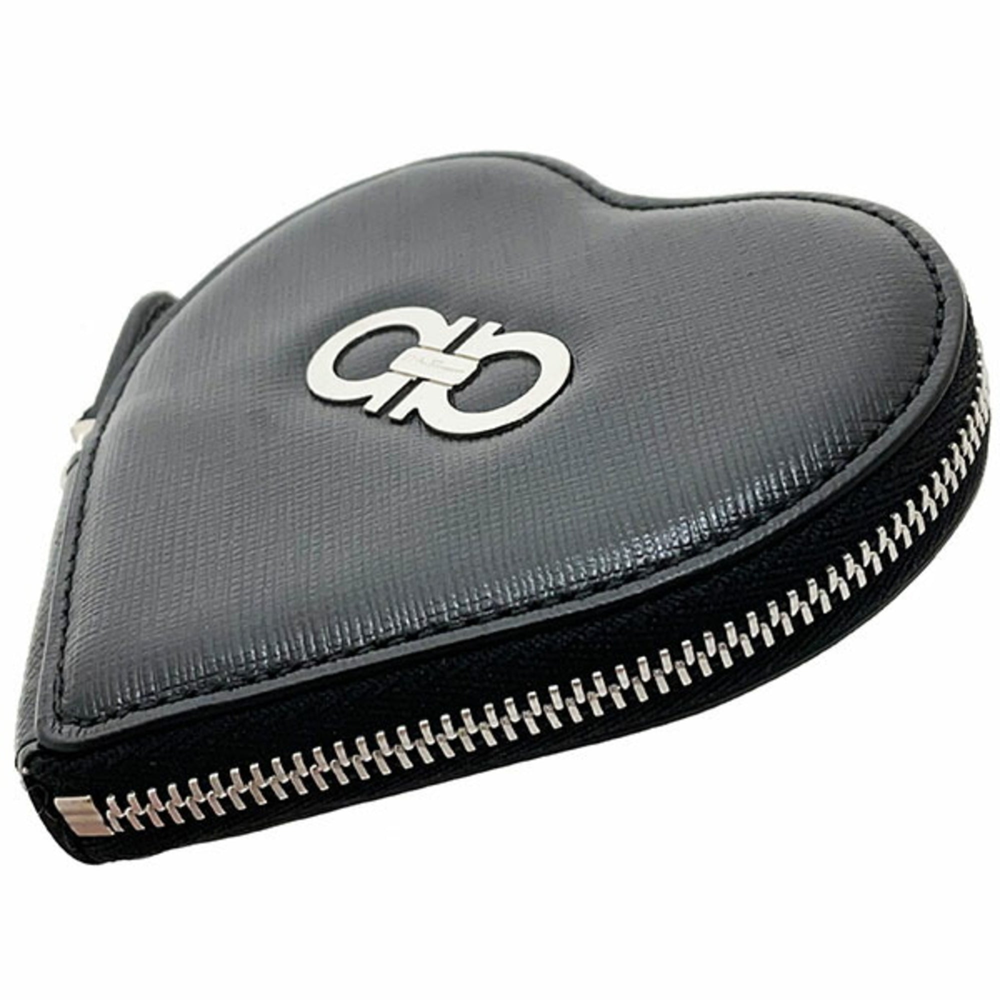 salvatore ferragamo ♡ Heart coin case ♡ www.ch4x4.com