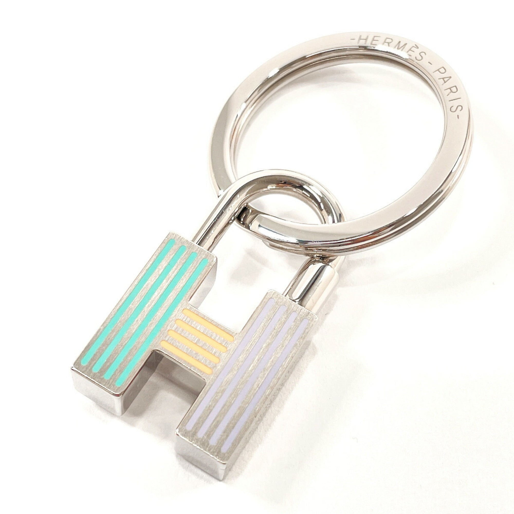 image of HERMES Quiz Rainbow Cadena Keychain Metal  Unisex Silver