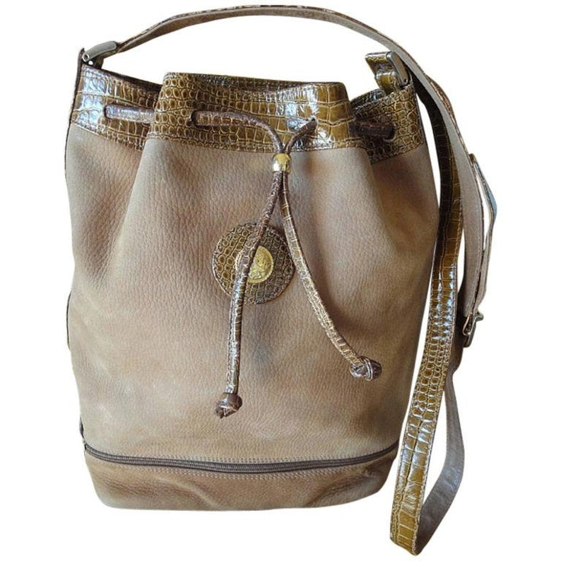 fendi vintage tan brown leather bucket hobo shoulder bag with croc embossed enamel leather trimmings and a golden logo charm