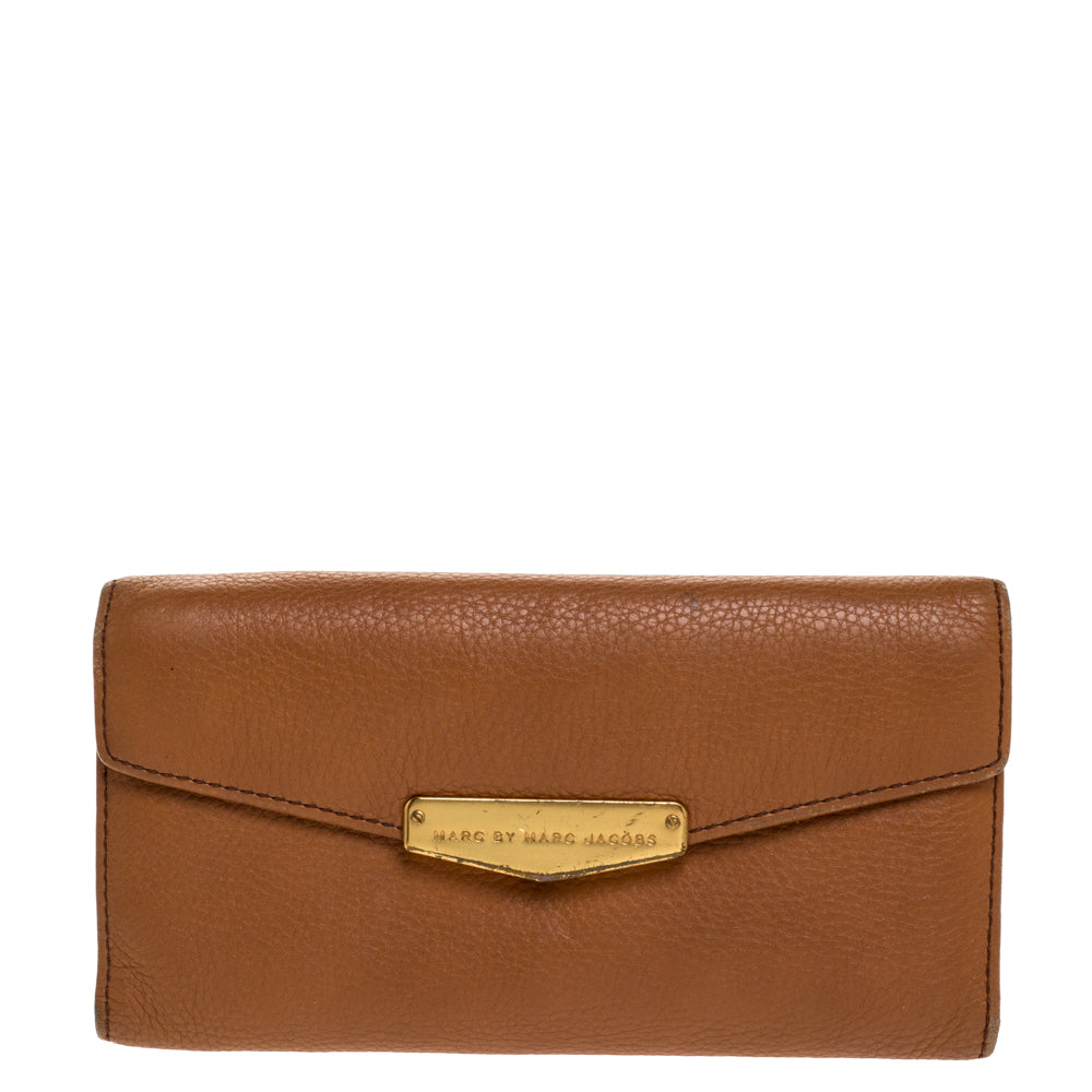 marc by marc jacobs tan soft leather flap trifold continental wallet, tan