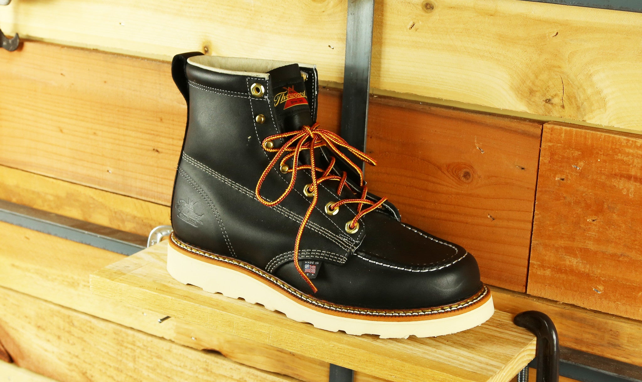 thorogood moc toe work boots