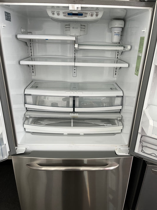GE Profile 36 Counter Depth Side By Side Refrigerator PZS22MYKFS 21.94 –  APPLIANCE BAY AREA