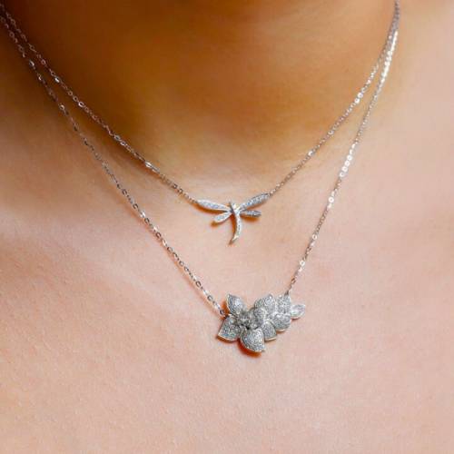 Flower Pave Diamond Necklace