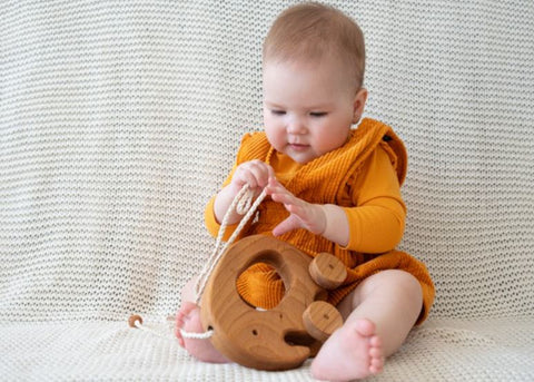 jouets montessori bébé