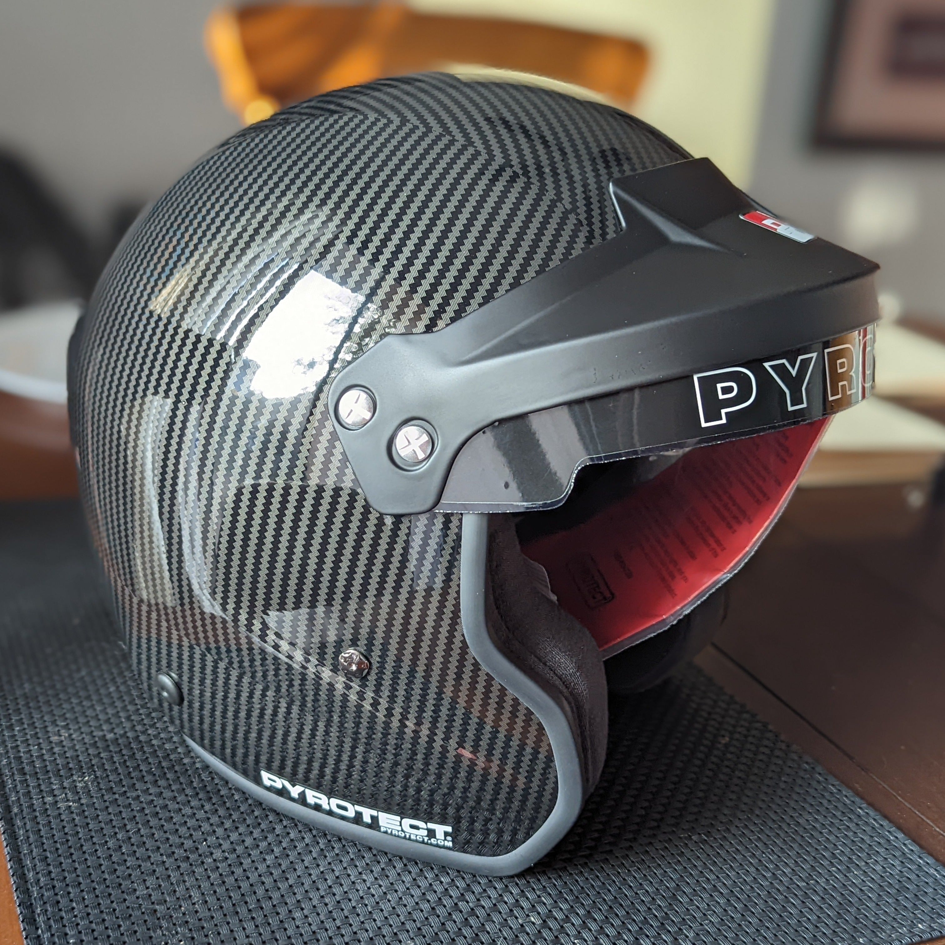 Pyrotect Carbon Fiber Pro-Airflow Full Face Helmet – Corner-Exit