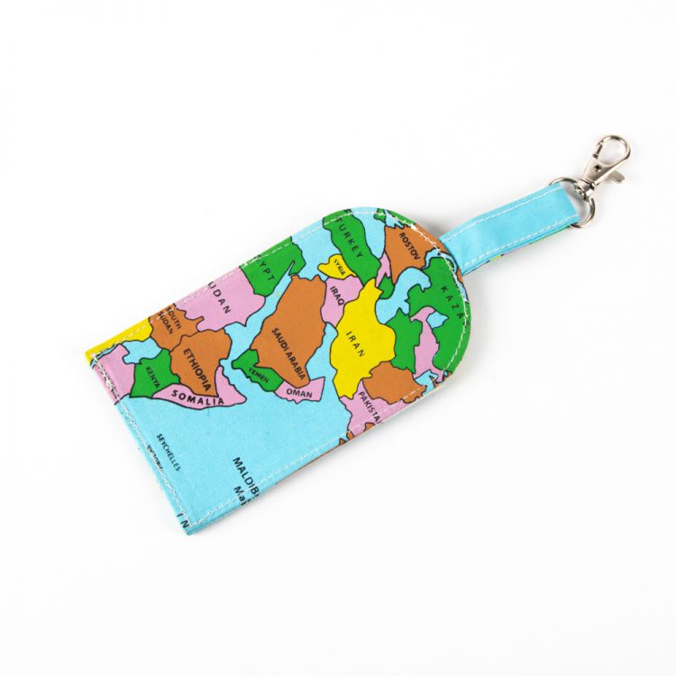 World Map Luggage Tag Onecheq   01.04.2688 1 750x750 