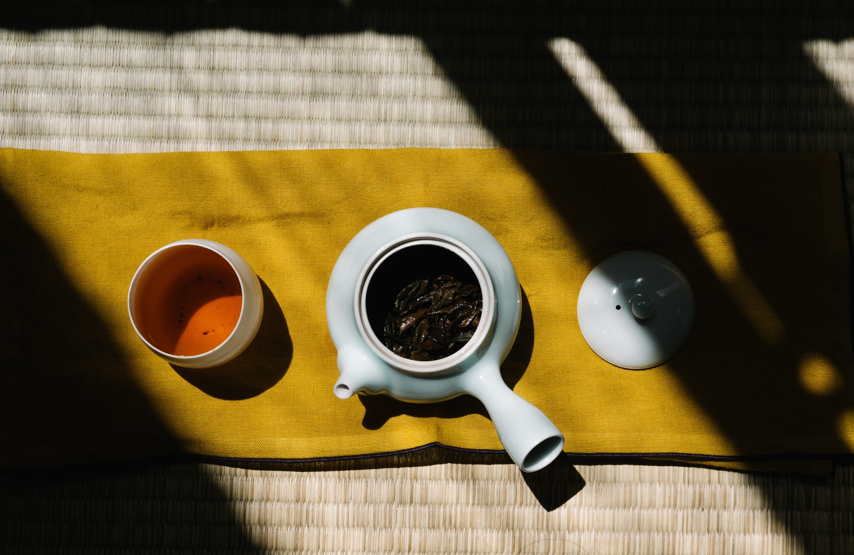 meditation with tea, tea, teaura tea