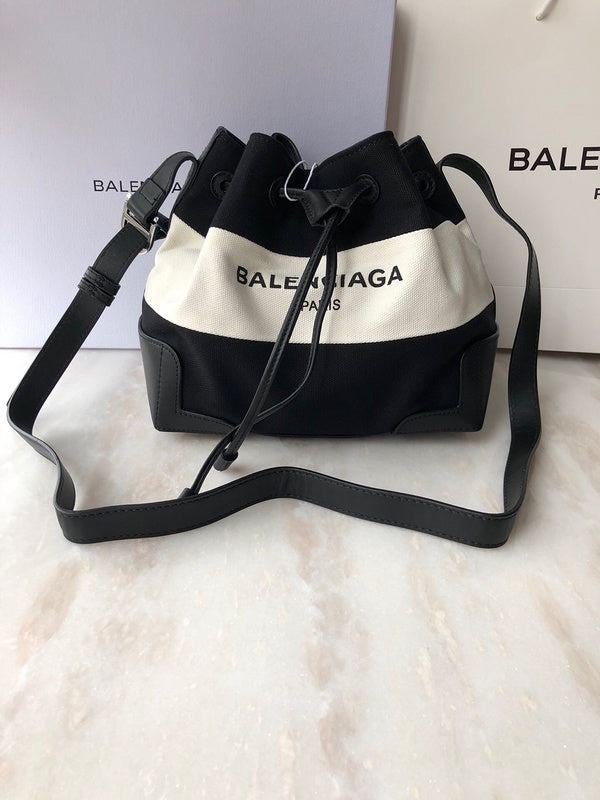 Entikue - BGA Bags - 736 5243
