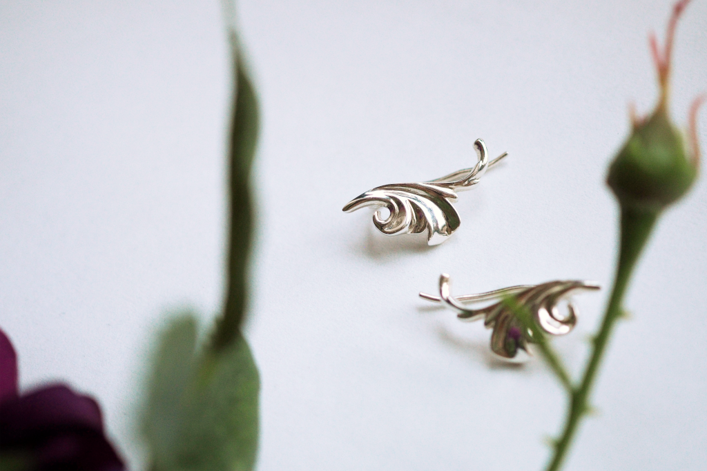 Acanthus Leaf Ear Climber