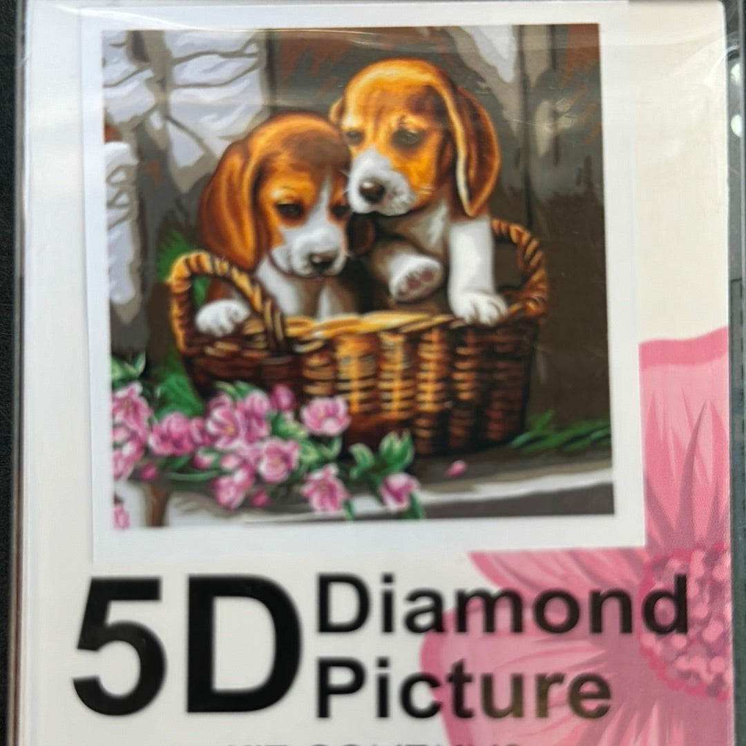 Billede af Diamond Painting Hvalpe i kurv 30x30cm hos Dealshoppen