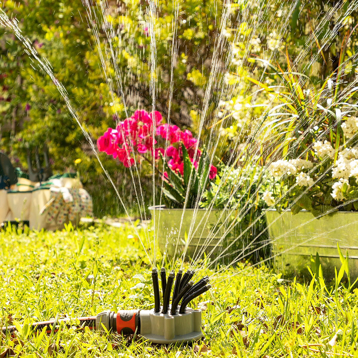 Billede af 360º sprinkler til havevanding Klerdden InnovaGoods 36 stråler