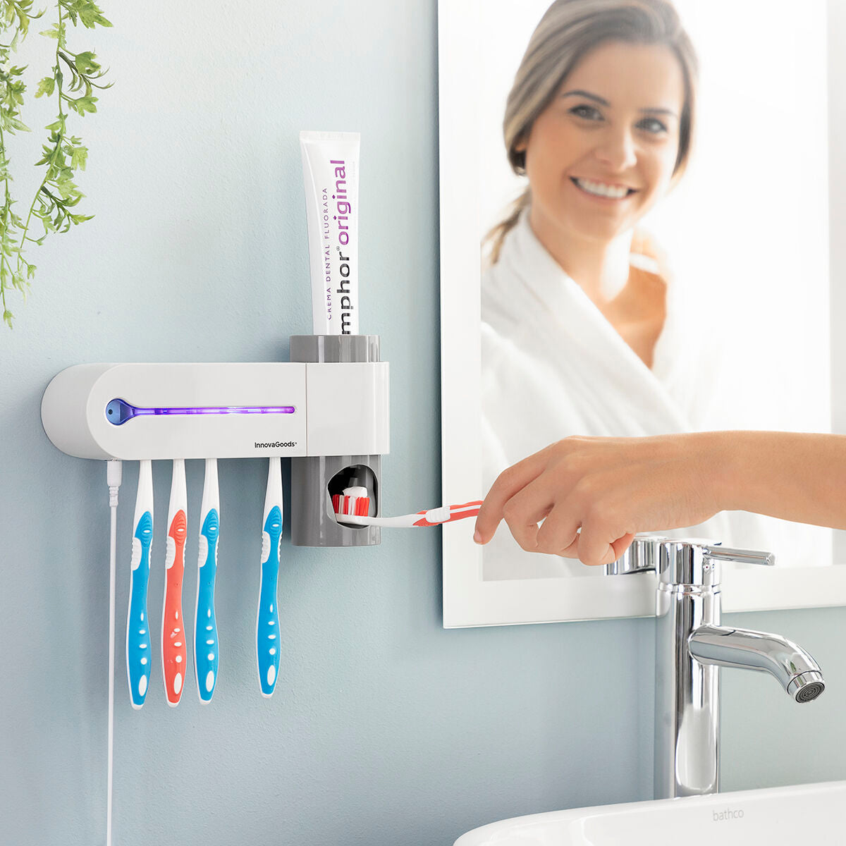 Billede af UV-steriliseringsapparat til tandbørster med holder og tandpasta beholder Smiluv InnovaGoods hos Dealshoppen