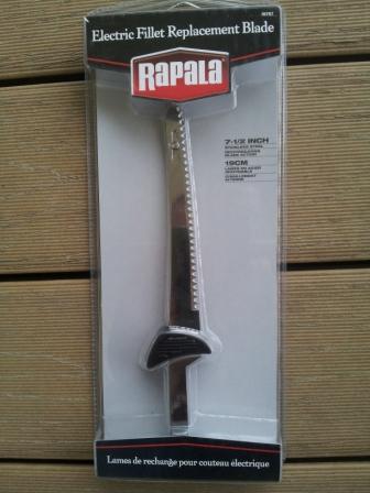 Rapala 4 Soft Grip Knife with Sharpener – wardsstore