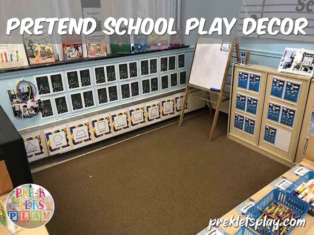 Open space of dramatic play area. Set up of pretend school play area. Kids will enjoy teaching preschool for pretend in this area.