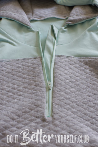 Zipper flipped to proper place. DIBY Club The Babe Hoodie Tutorial. 