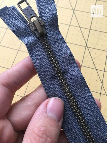 Marking zipper for Babe Hoodie