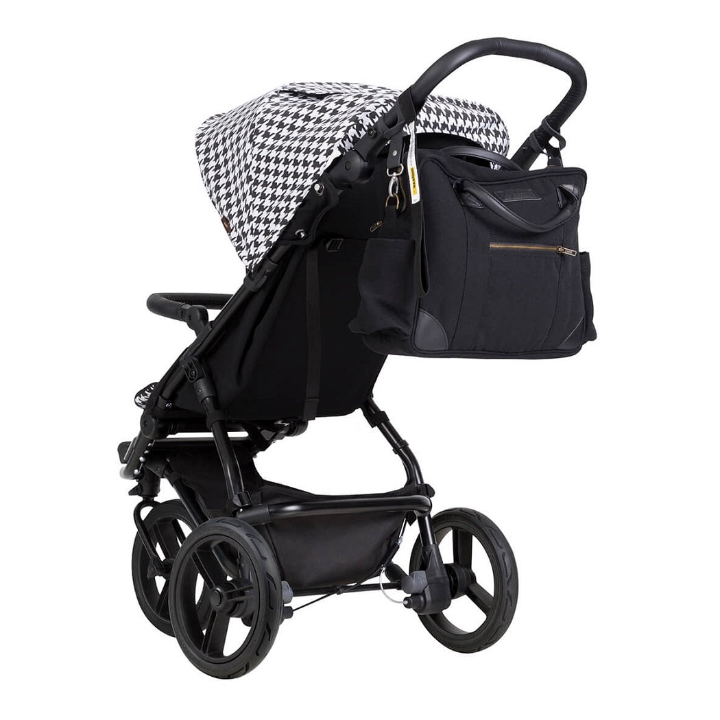 mountain buggy swift luxury