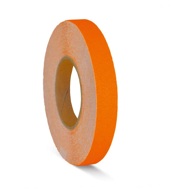 Se Skridsikker Tape - Signal Farver - Signal Orange / Rulle 25mm x 18.3 meter. / R13 (Korn 60) hos Thamus.dk