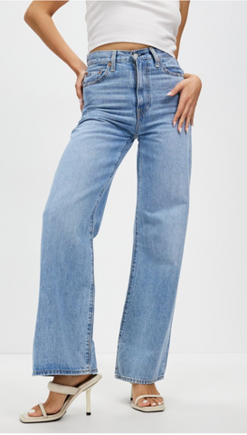 Wide legged blue jeans