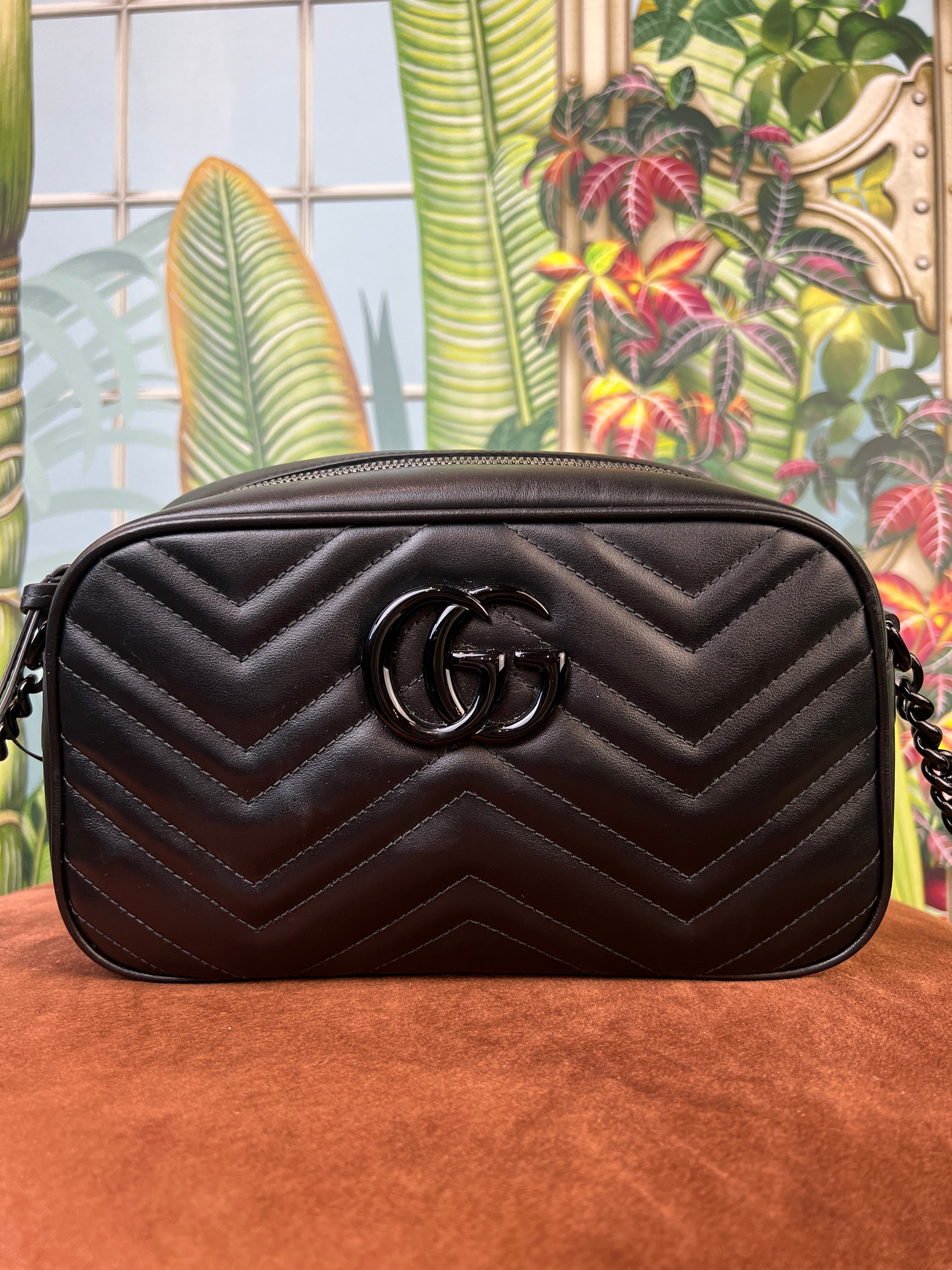 image of Gucci marmont small shoulder bag