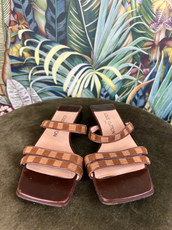 PASSAGIER Louis Vuitton Sandalen Leder ref.186901 - Joli Closet