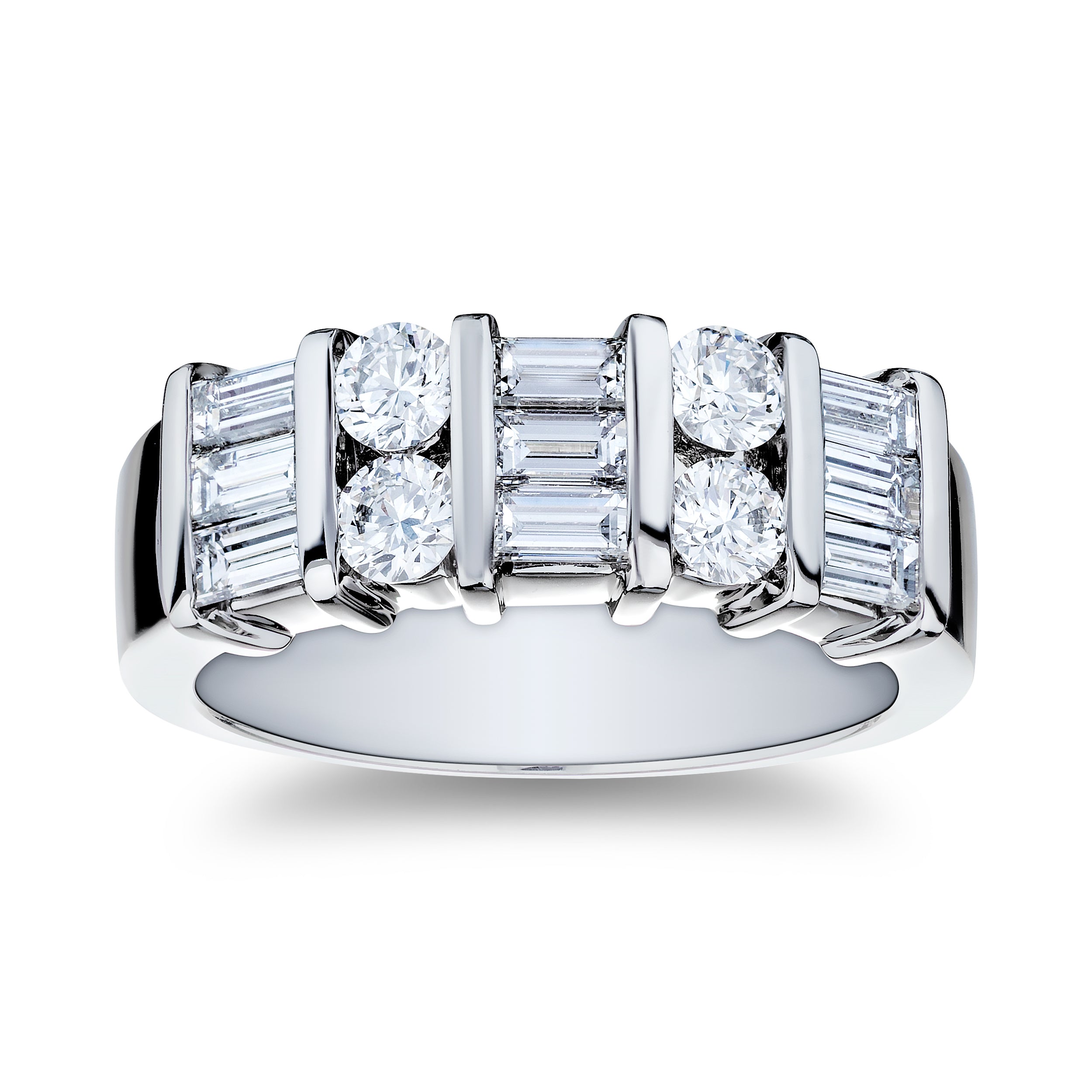 Style in Platinum Platinum Round Shaped Diamond Pendant