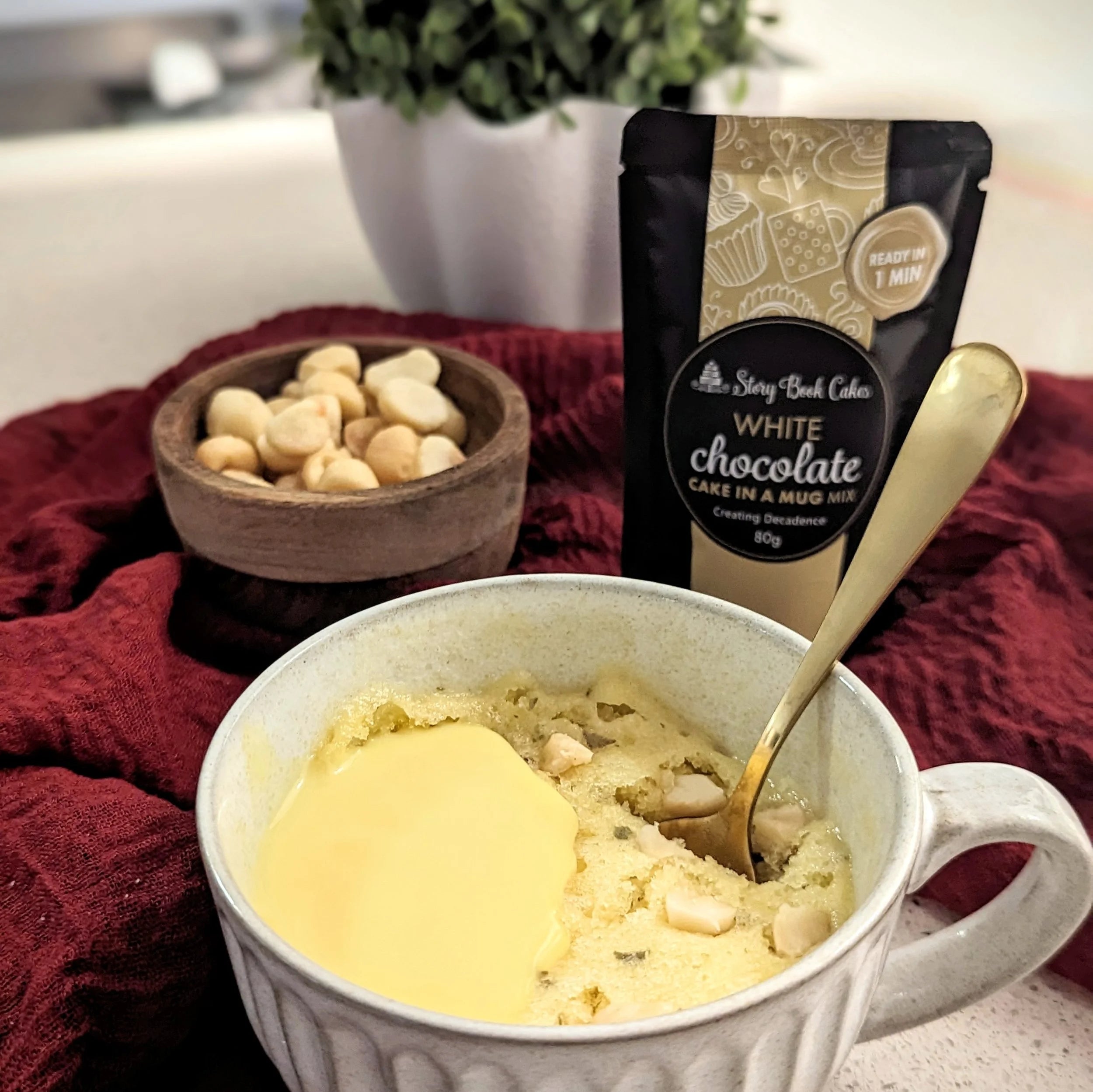 Lemon myrtle & macadamia