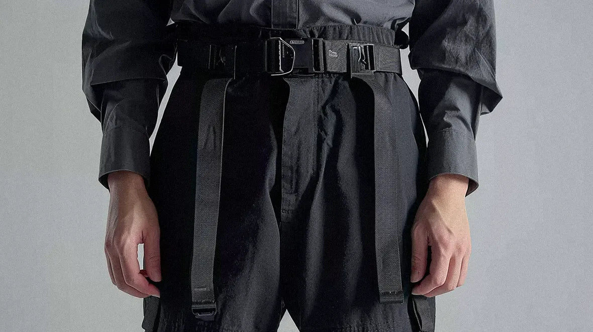 a great black tactical Techwear Belt