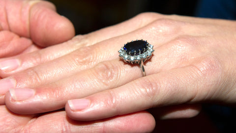 princess dianas engagement ring