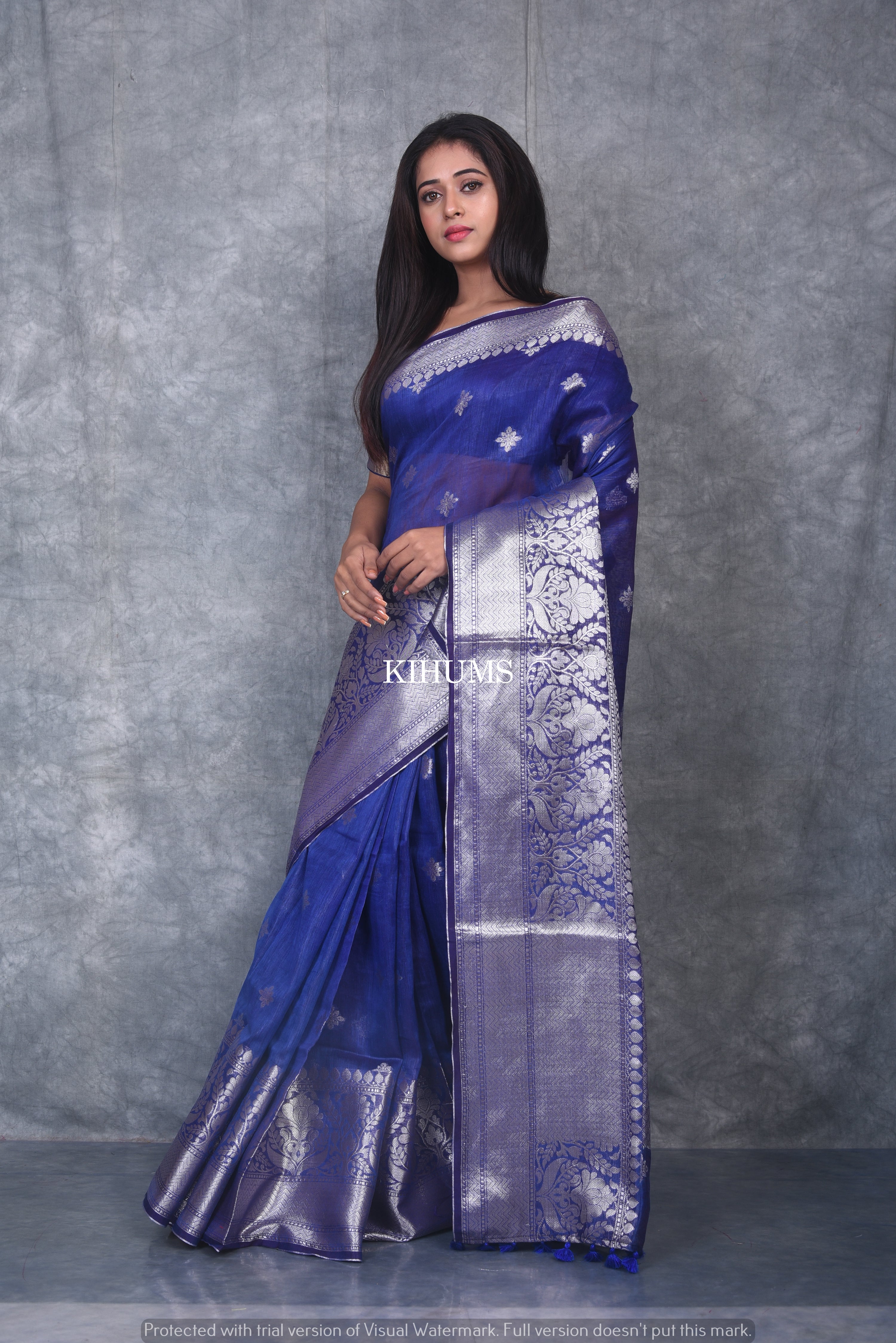 Kanchipuram Silk Saree With Heavy Silver Zari | Saree, Wedding saree blouse  designs, Women