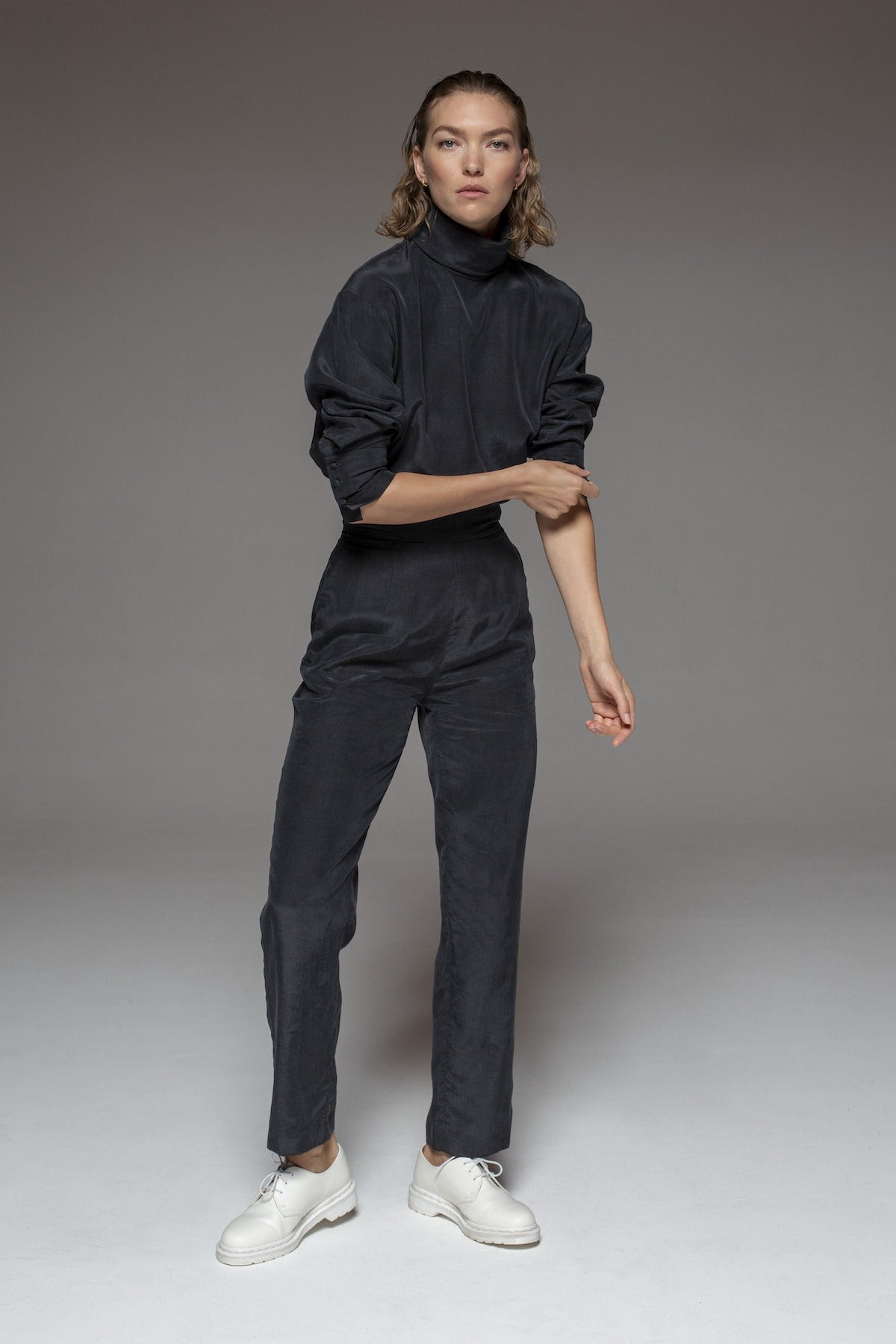 MARNO Calina pants ネイビー | angeloawards.com