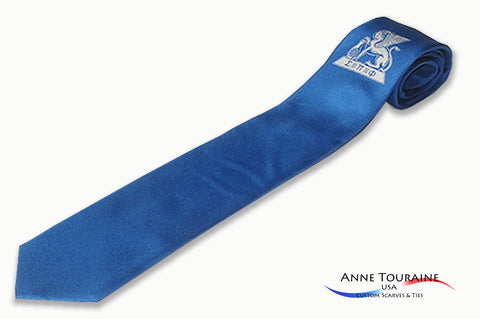 custom-made-logoed-ties-fraternities-single-centered-logo-blue-anne-touraine-