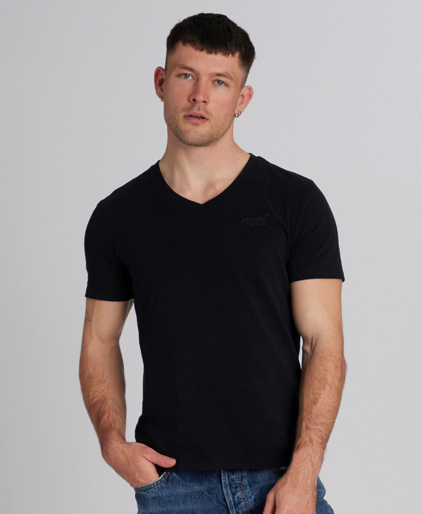 V Neck Essential T Shirt | Black – Superdry